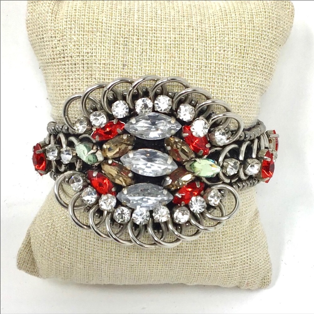 SALE❗️CRYSAL & BEADED BRACELET